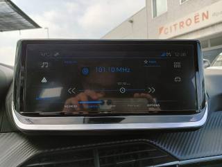 PEUGEOT 208 usata, con Volante in pelle