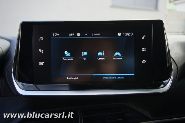 PEUGEOT 2008 usata, con Sensori di parcheggio posteriori