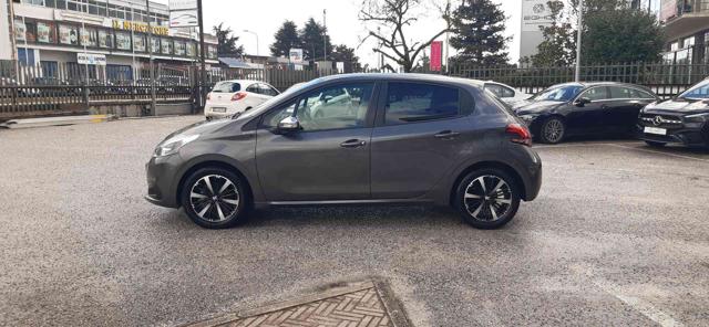 PEUGEOT 208 usata, con Fendinebbia