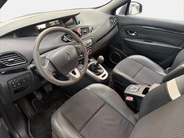 RENAULT Scenic usata, con Boardcomputer