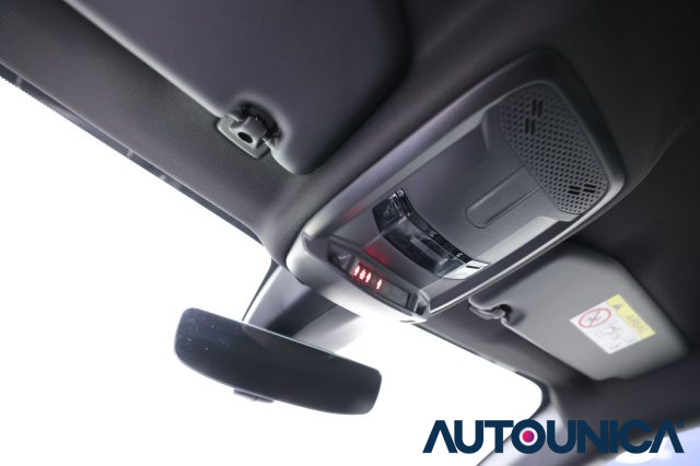 PEUGEOT 208 usata, con Isofix