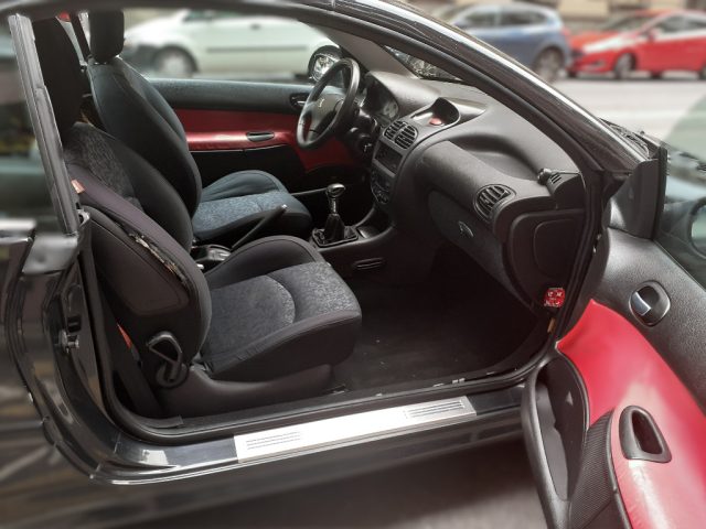 PEUGEOT 206 usata, con Autoradio