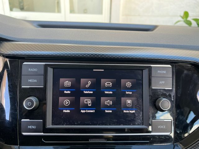 VOLKSWAGEN T-Cross usata 27