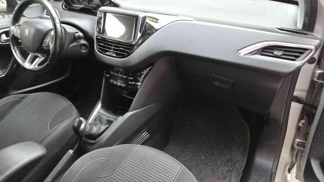 PEUGEOT 208 usata, con Climatizzatore