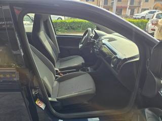 VOLKSWAGEN up! usata 50