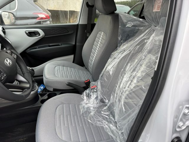 HYUNDAI i10 usata, con Telecamera per parcheggio assistito