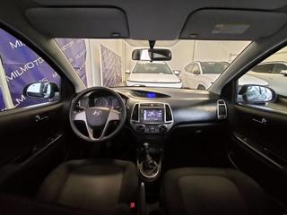 HYUNDAI i20 usata, con Sistema di navigazione
