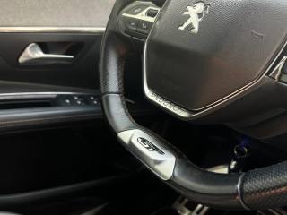 PEUGEOT 3008 usata, con Volante in pelle