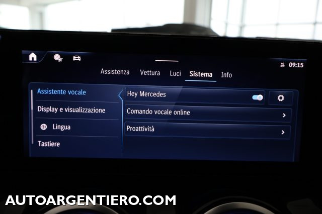 MERCEDES-BENZ GLA 180 usata, con Luci diurne LED