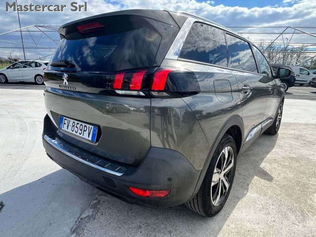 PEUGEOT 5008 usata, con Antifurto
