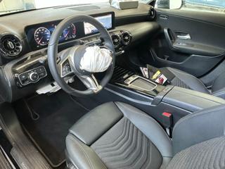 MERCEDES-BENZ A 180 usata, con Sedile posteriore sdoppiato