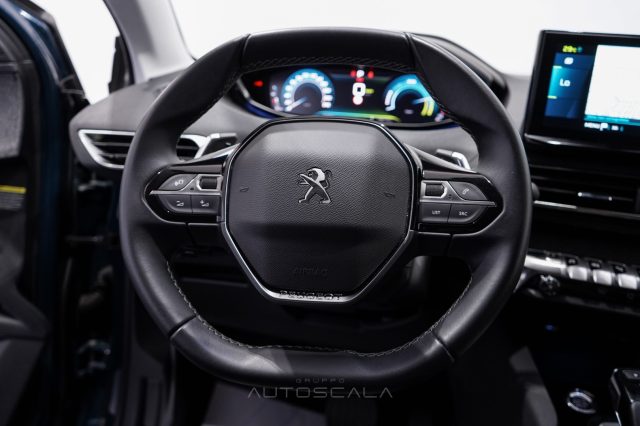 PEUGEOT 3008 usata, con Volante in pelle