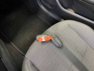 PEUGEOT 208 usata, con USB