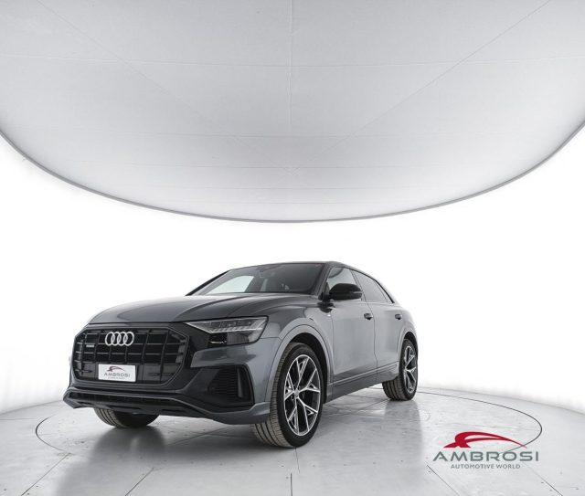 AUDI Q8 usata 0