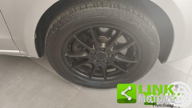 MERCEDES-BENZ Vito usata 23