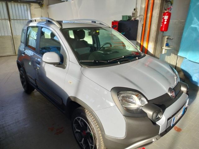 FIAT Panda Cross usata, con Autoradio digitale