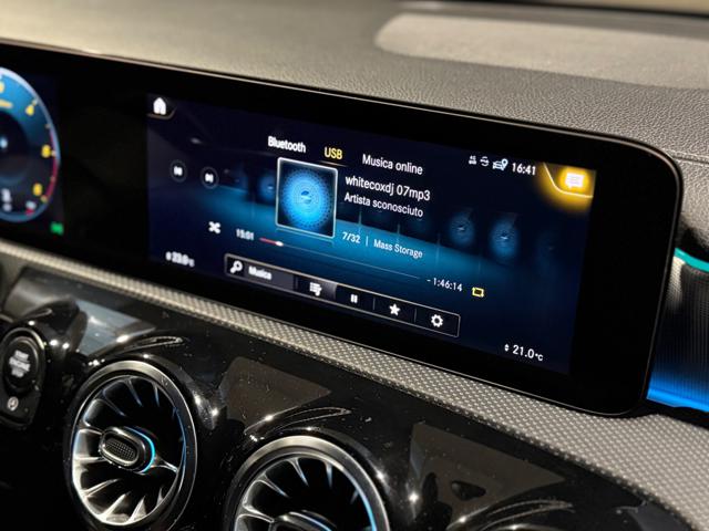 MERCEDES-BENZ A 180 usata, con Touch screen