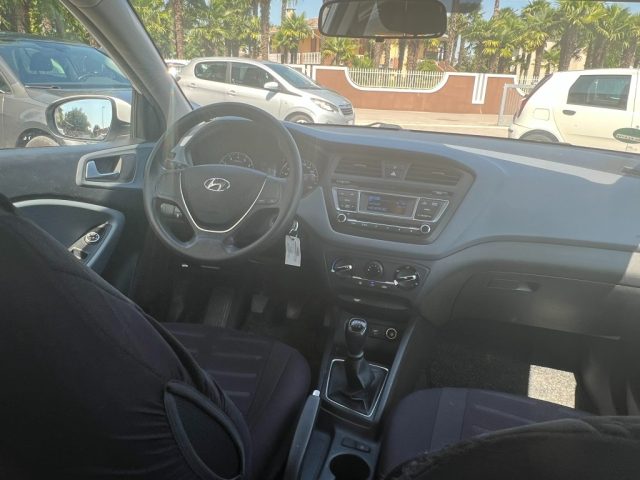 HYUNDAI i20 usata, con Cronologia tagliandi
