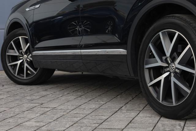 VOLKSWAGEN Touareg usata, con Sensore di luce