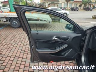MERCEDES-BENZ GLA 220 usata 35