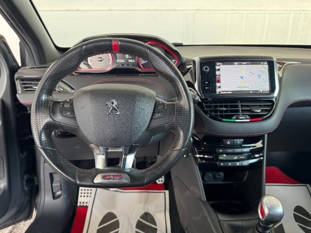 PEUGEOT 208 usata, con Airbag testa
