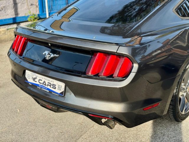FORD Mustang usata, con Autoradio