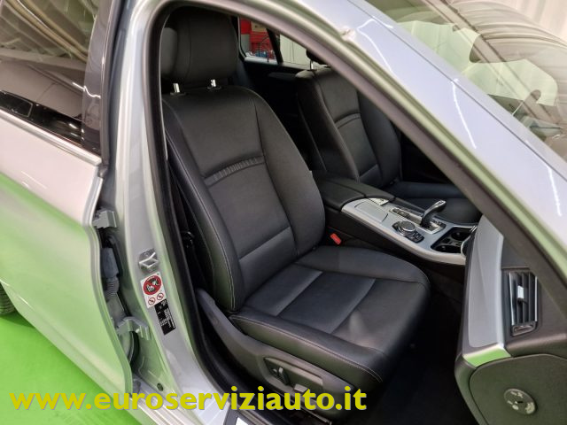 BMW 530 usata, con Luci diurne