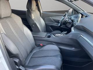 PEUGEOT 3008 usata, con Cruise Control