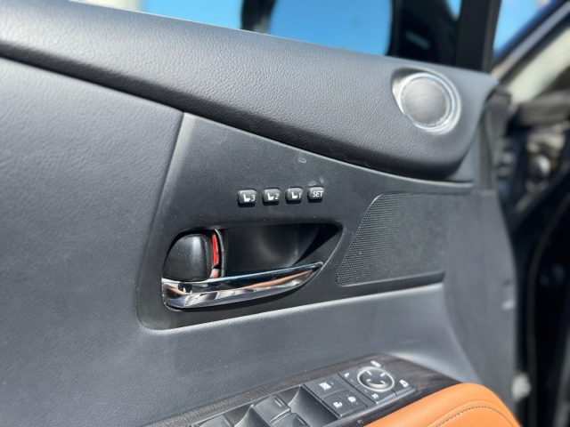 LEXUS RX 450h usata, con ESP