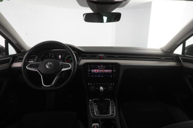 VOLKSWAGEN Passat usata 10