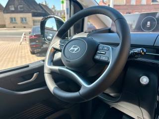HYUNDAI Staria usata, con Controllo vocale