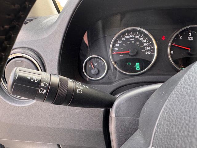 JEEP Compass usata, con Autoradio digitale