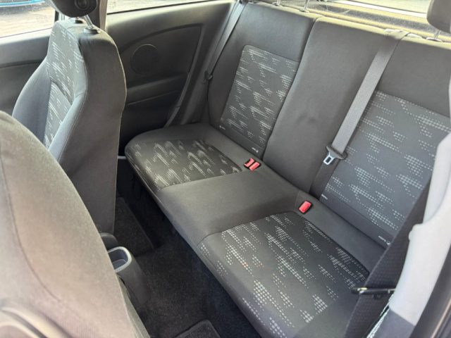 OPEL Corsa usata, con Airbag laterali