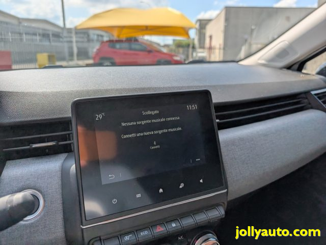 MITSUBISHI Colt usata, con Fari LED