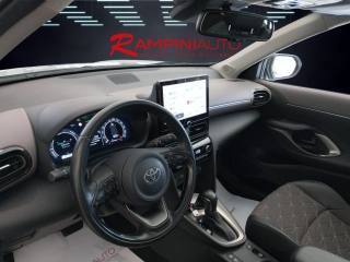 TOYOTA Yaris Cross usata 12