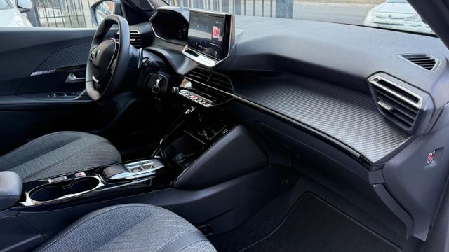 PEUGEOT 2008 usata, con USB