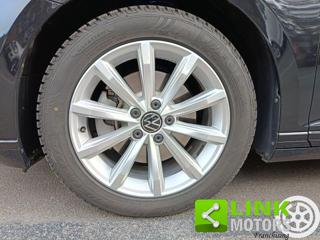 VOLKSWAGEN Passat Variant usata, con Sistema di navigazione