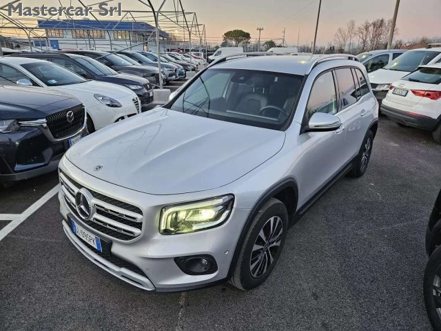 MERCEDES-BENZ GLB 200 usata, con Airbag