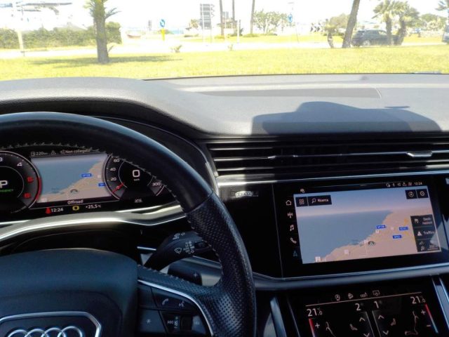 AUDI Q8 usata, con Frenata d