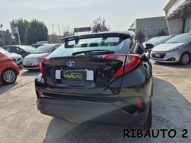 TOYOTA C-HR usata, con Fendinebbia