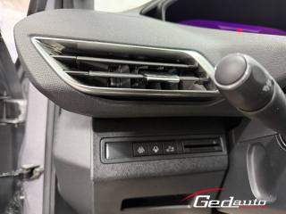 PEUGEOT 3008 usata, con Volante in pelle