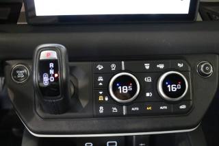LAND ROVER Defender usata 25