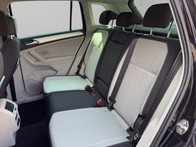 VOLKSWAGEN Tiguan usata, con Frenata d