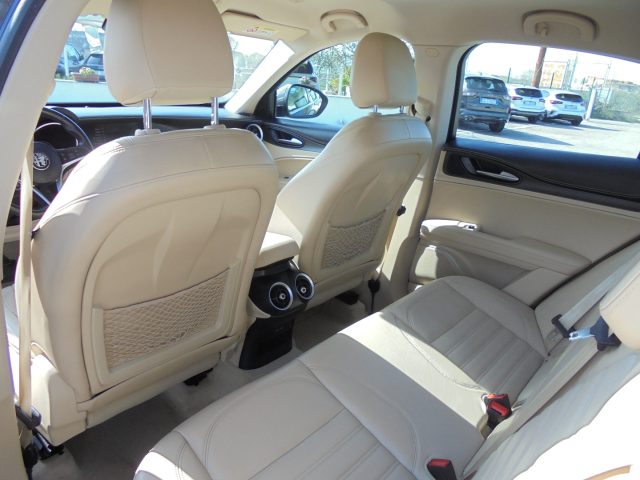 ALFA ROMEO Stelvio usata 33
