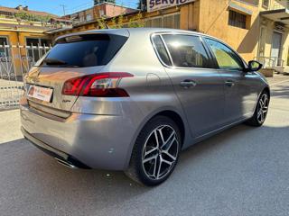 PEUGEOT 308 usata, con Alzacristalli elettrici