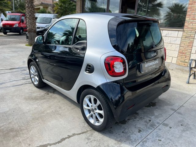 SMART ForTwo usata, con Autoradio