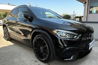 MERCEDES-BENZ GLA 200 d Automatic Premium