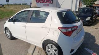 TOYOTA Yaris usata, con Alzacristalli elettrici