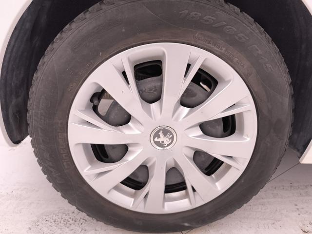 PEUGEOT 208 usata, con Specchietti laterali elettrici