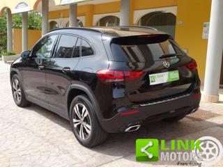 MERCEDES-BENZ GLA 180 usata, con Autoradio
